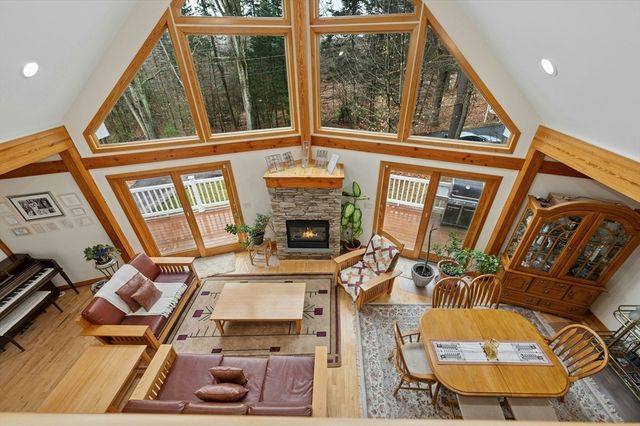 4 Bridge Street, Auburn, MA 01501