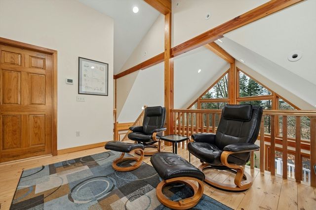 4 Bridge Street, Auburn, MA 01501