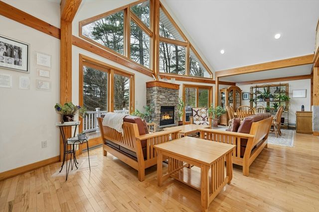 4 Bridge Street, Auburn, MA 01501