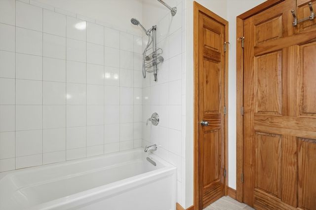 4 Bridge Street, Auburn, MA 01501