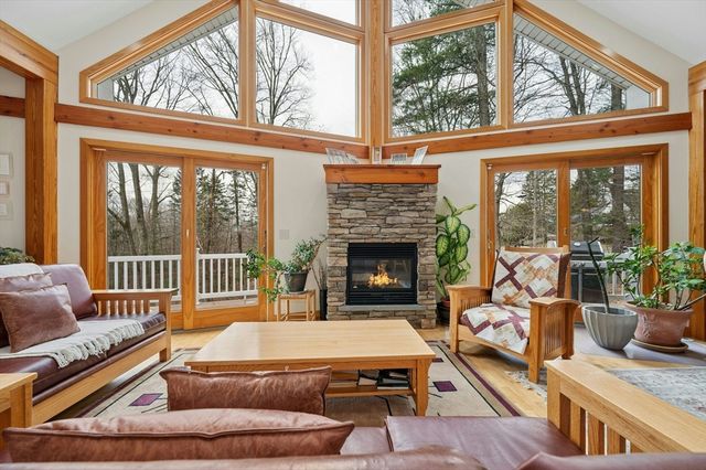 4 Bridge Street, Auburn, MA 01501