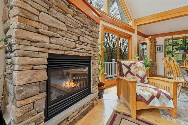 4 Bridge Street, Auburn, MA 01501