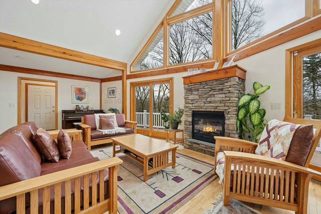 4 Bridge Street, Auburn, MA 01501