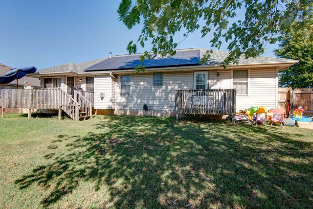 506 Cedar Lane, Willard, MO 65781