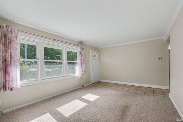 55207 Glenn Road, South Bend, IN 46628