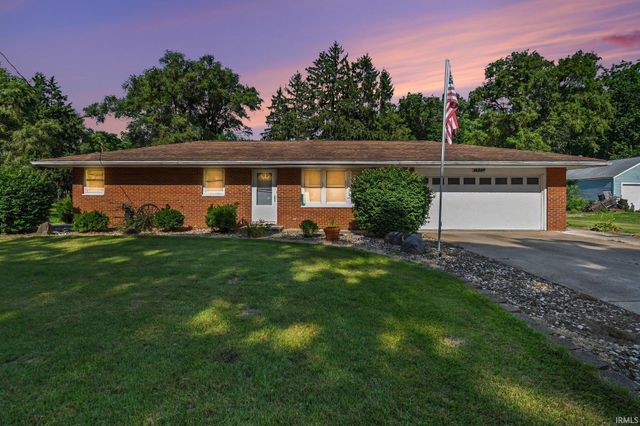 55207 Glenn Road, South Bend, IN 46628