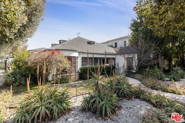 2302 Bagley Avenue, Los Angeles, CA 90034
