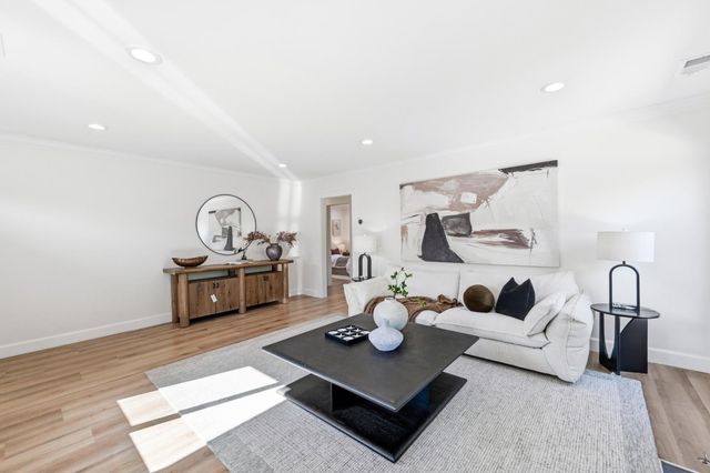 1033 Yorktown Drive, Sunnyvale, CA 94087