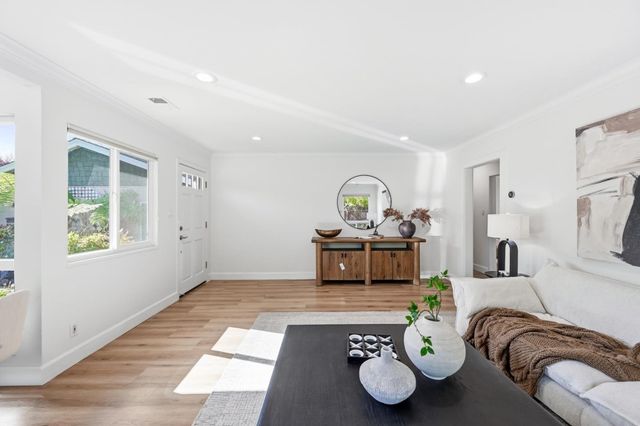 1033 Yorktown Drive, Sunnyvale, CA 94087