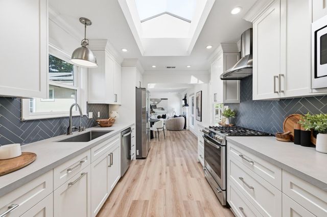 1033 Yorktown Drive, Sunnyvale, CA 94087
