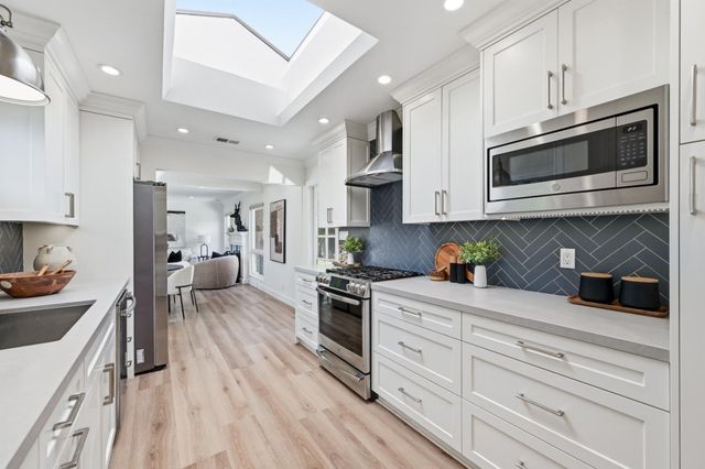 1033 Yorktown Drive, Sunnyvale, CA 94087