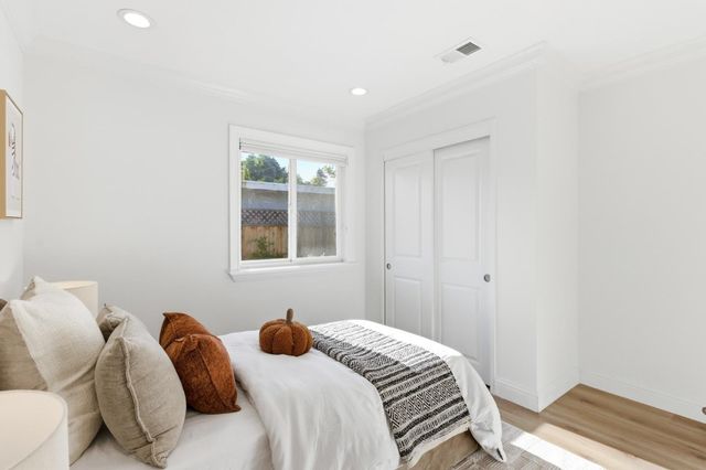 1033 Yorktown Drive, Sunnyvale, CA 94087