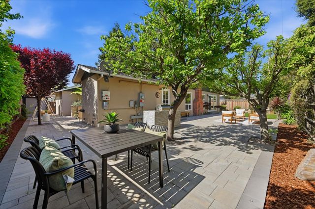 1033 Yorktown Drive, Sunnyvale, CA 94087