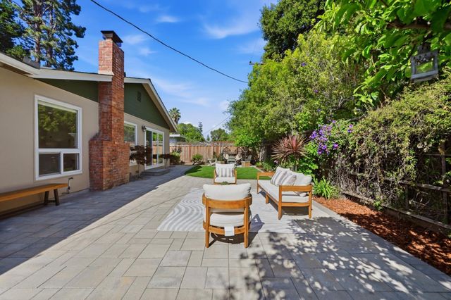 1033 Yorktown Drive, Sunnyvale, CA 94087