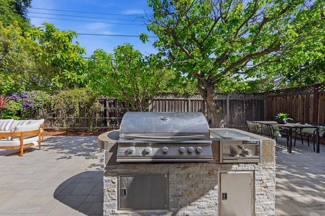 1033 Yorktown Drive, Sunnyvale, CA 94087