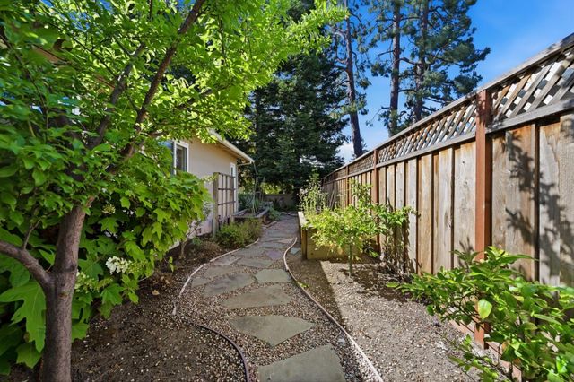 1033 Yorktown Drive, Sunnyvale, CA 94087