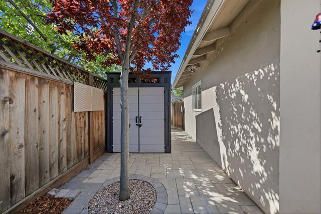 1033 Yorktown Drive, Sunnyvale, CA 94087