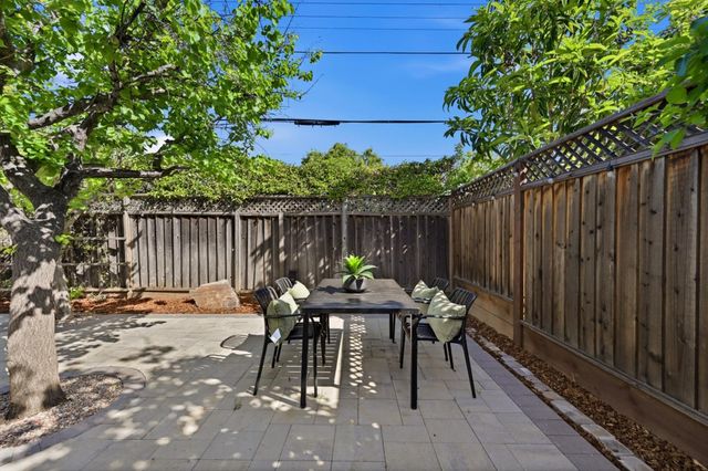 1033 Yorktown Drive, Sunnyvale, CA 94087