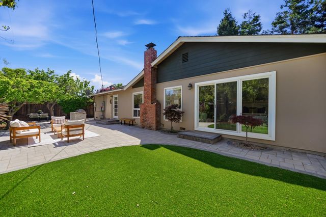 1033 Yorktown Drive, Sunnyvale, CA 94087