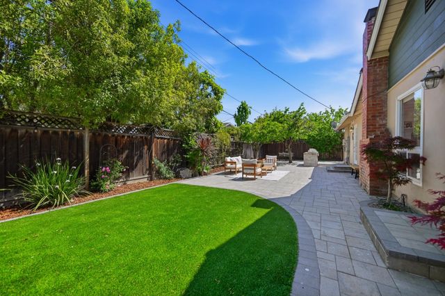 1033 Yorktown Drive, Sunnyvale, CA 94087