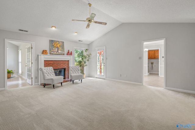 2228 Cecille Drive SW, Huntsville, AL 35803