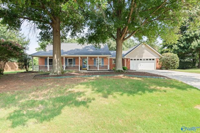 2228 Cecille Drive SW, Huntsville, AL 35803