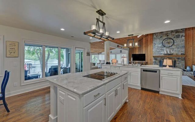 759 Beech Cove Drive, Hiawassee, GA 30546