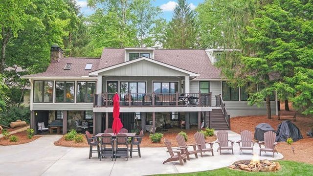 759 Beech Cove Drive, Hiawassee, GA 30546