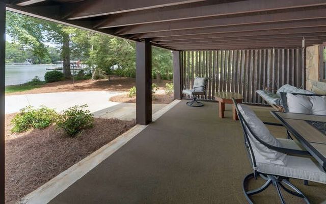 759 Beech Cove Drive, Hiawassee, GA 30546