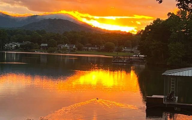 759 Beech Cove Drive, Hiawassee, GA 30546