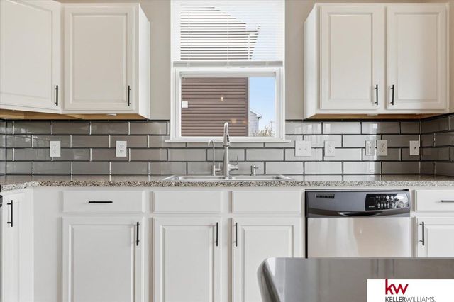 2604 Raven Ridge Drive, Bellevue, NE 68123