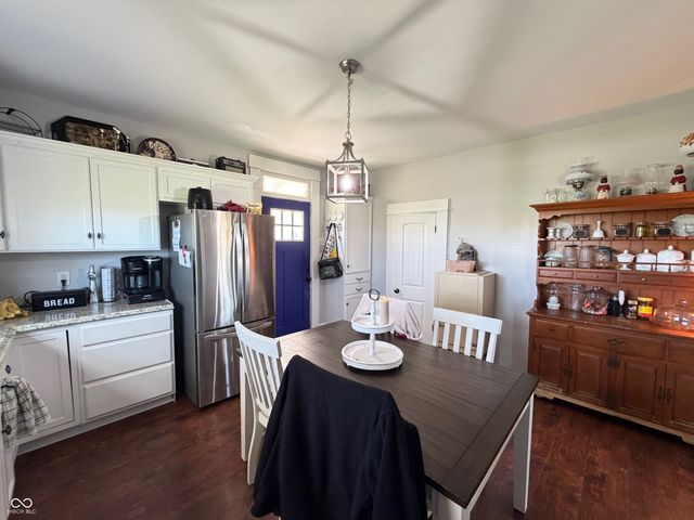 861 E 800 S, Kingman, IN 47952