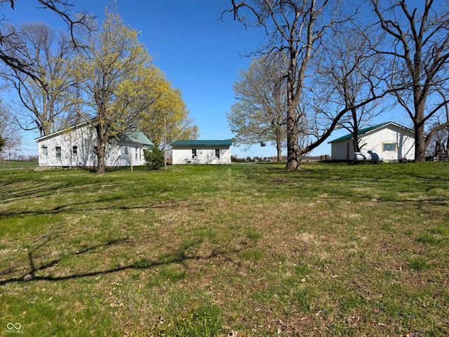 861 E 800 S, Kingman, IN 47952