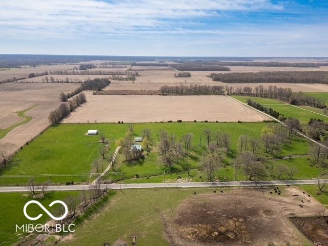 861 E 800 S, Kingman, IN 47952