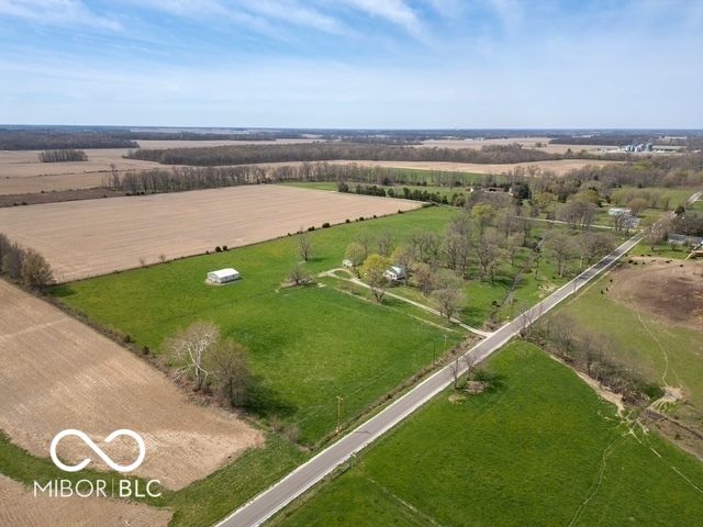 861 E 800 S, Kingman, IN 47952