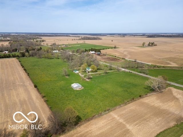 861 E 800 S, Kingman, IN 47952