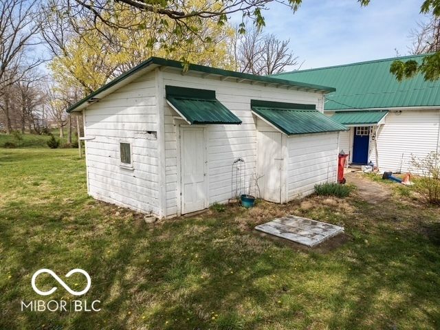 861 E 800 S, Kingman, IN 47952