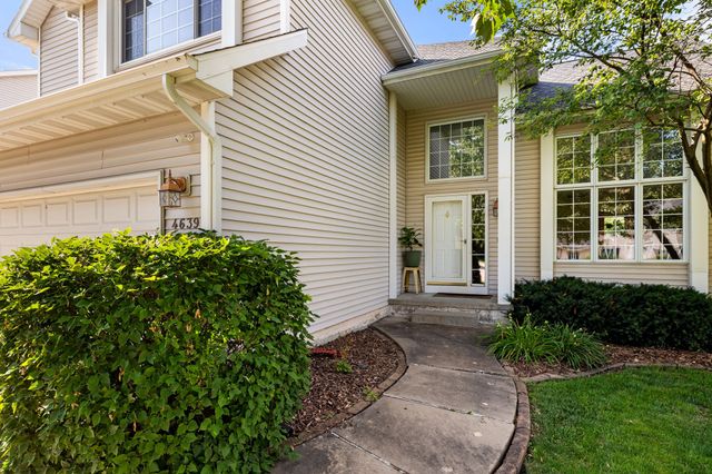 4639 Fieldstone Drive, West Des Moines, IA 50265
