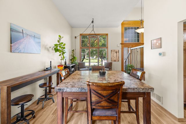 4639 Fieldstone Drive, West Des Moines, IA 50265
