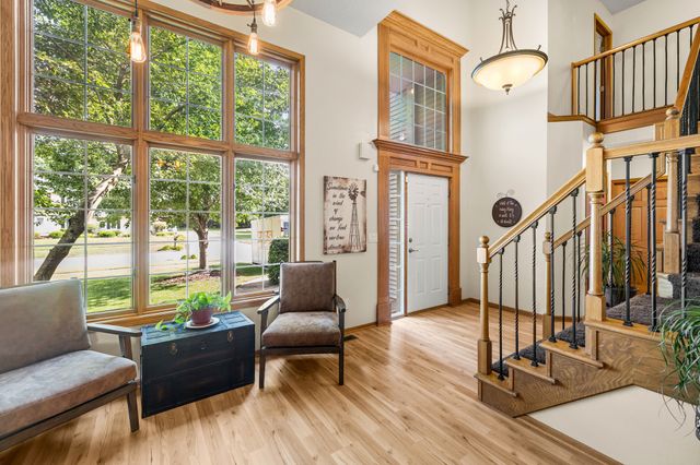4639 Fieldstone Drive, West Des Moines, IA 50265