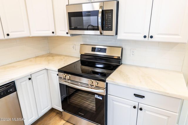 774 E Country Club Drive, Benson, AZ 85602