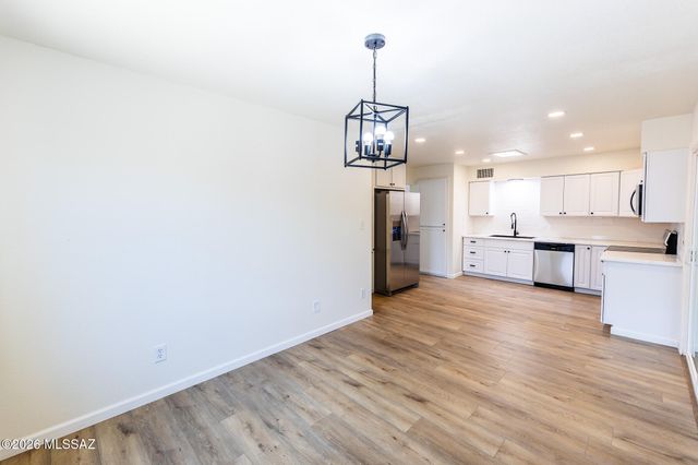 774 E Country Club Drive, Benson, AZ 85602