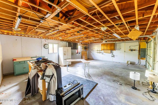774 E Country Club Drive, Benson, AZ 85602