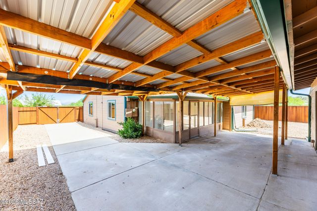 774 E Country Club Drive, Benson, AZ 85602