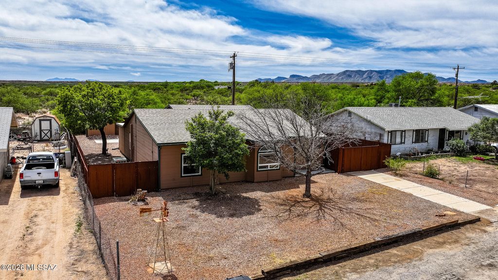774 E Country Club Drive, Benson, AZ 85602