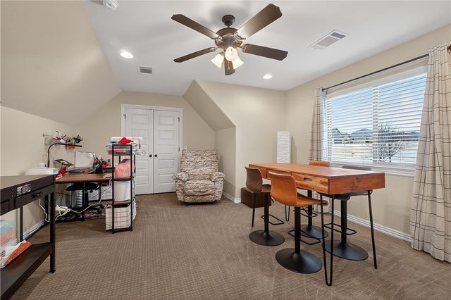 2321 Riverwater Lane, Fayetteville, AR 72703