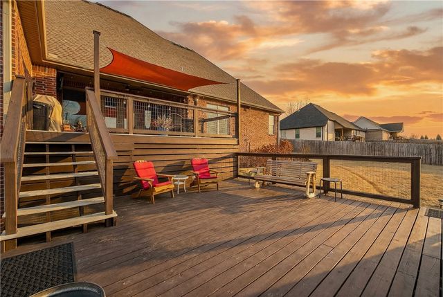 2321 Riverwater Lane, Fayetteville, AR 72703