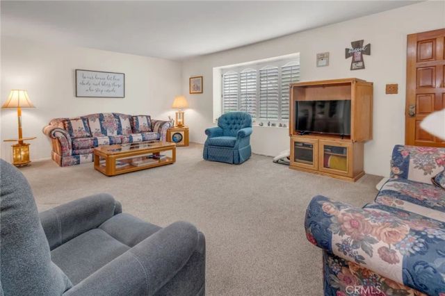 10330 Downey 10, Downey, CA 90241