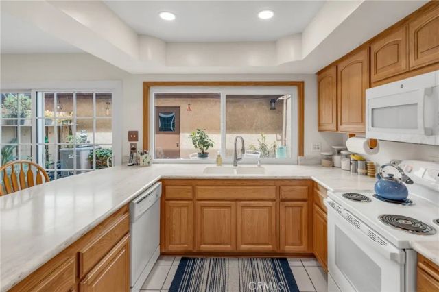 10330 Downey 10, Downey, CA 90241