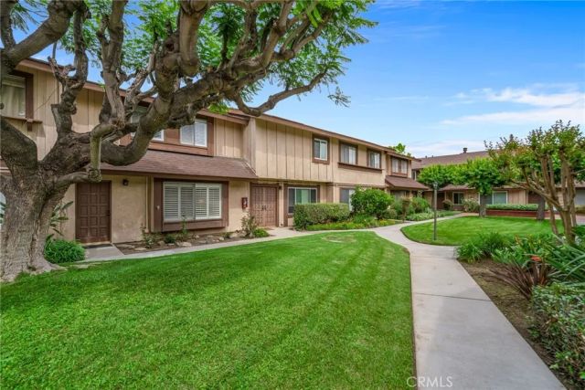 10330 Downey 10, Downey, CA 90241